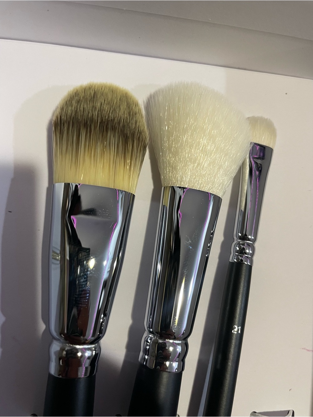 Dior White and Black Travel Makeup Brush Set - Picture 3 of 4